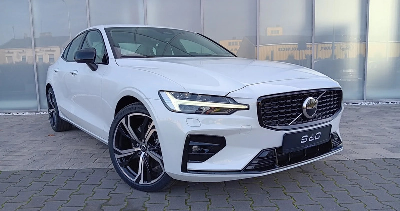 Volvo S60 cena 199714 przebieg: 10, rok produkcji 2024 z Darłowo małe 301